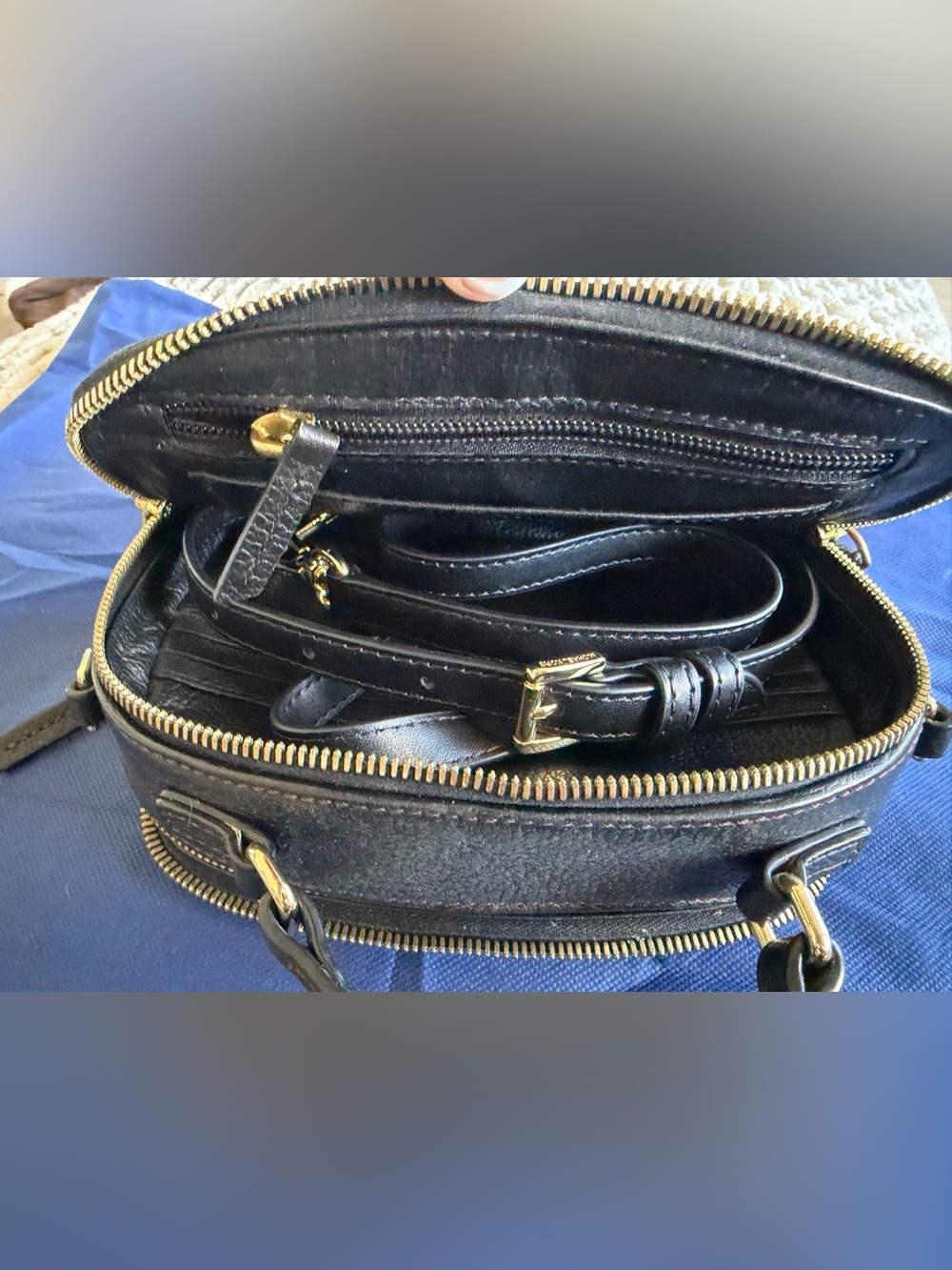 Dooney & Bourke Belvedere Black Leather Crossbody Bag with Gold Hardware - Picture 4 of 10